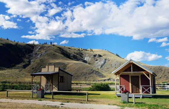 Chalet Historic Hat Creek, Cache-Creek, BC Chalet Historic Hat Creek, Cache-Creek, BC